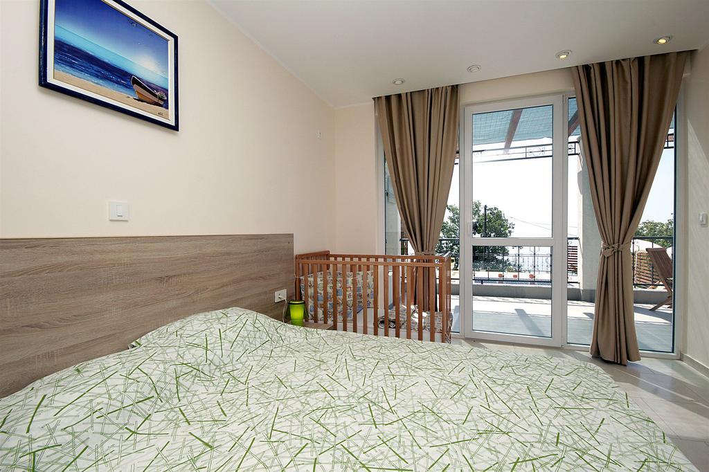 Apartments Oktopus 수토모레 외부 사진