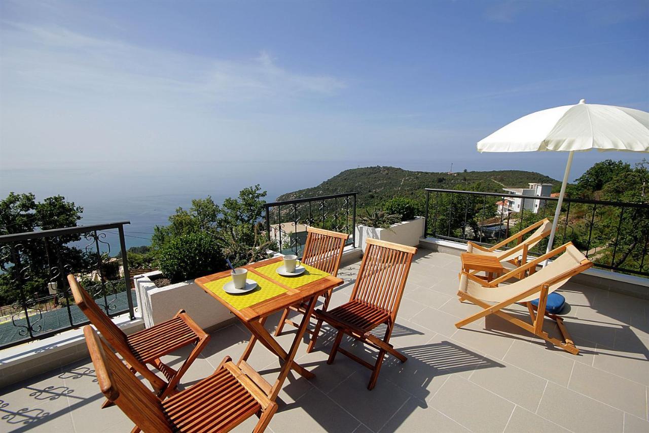 Apartments Oktopus 수토모레 외부 사진
